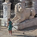 Momenti veneziani 57 - Il leone e la turista